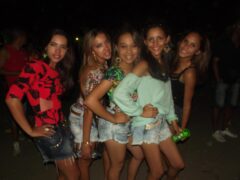 Oktober 10 Anos